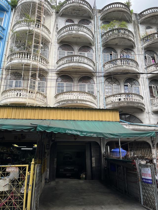 อาคารพาณิขย์ 5 ชั้น รวมดาดฟ้า 1