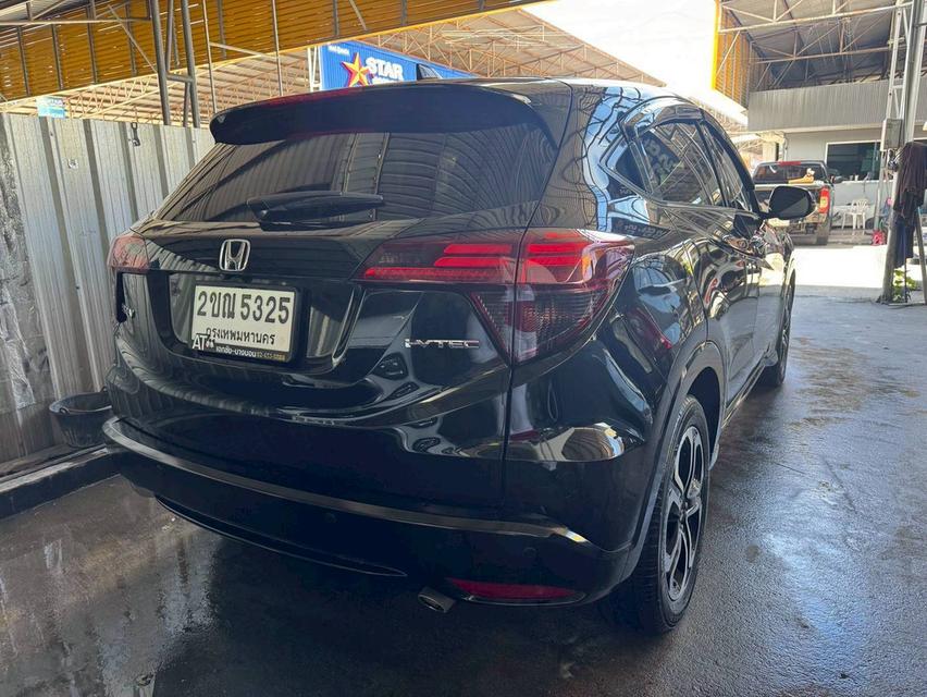 Honda HR-V 1.8E limited ปี จด 2016