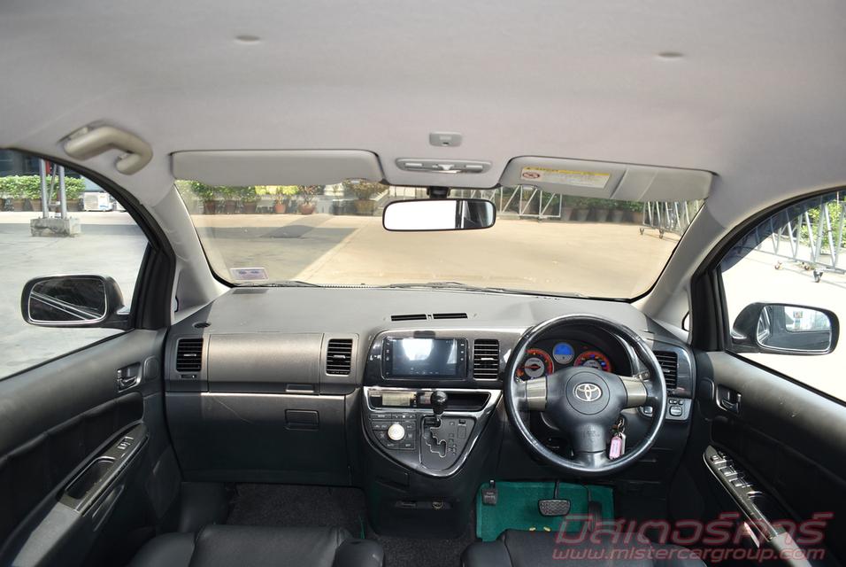 2006 TOYOTA WISH 2.0 Q 6