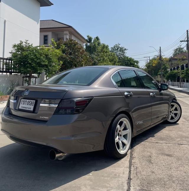 Honda Accord 2.0EL AT 2011 5