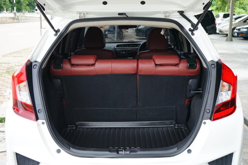 2014 HONDA JAZZ 1.5SV+ 6