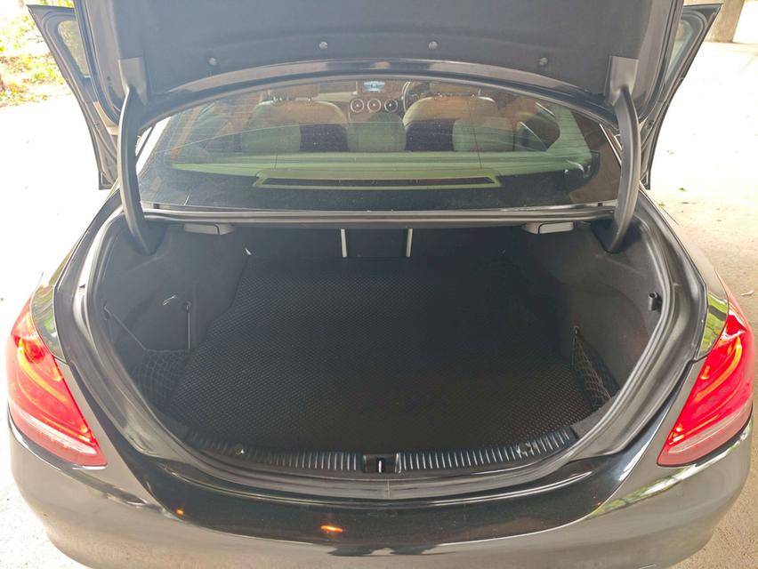 🚗 2019 Mercedes-Benz C200 Avantgarde Sedan AT รูปที่ 19