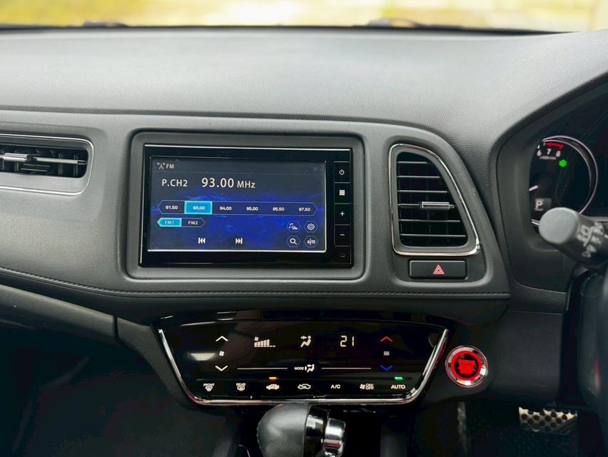 HONDA HRV 1.8 RS TOP SUNROOF (mnc)ปี 19 สีแดง  ออโต้  13