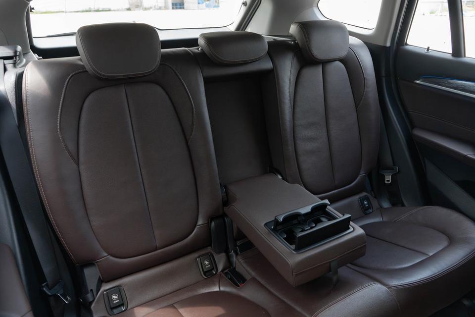 BMW X1 sDrive20d xLine 2.0 F48 AT ปี 2021 รูปที่ 17
