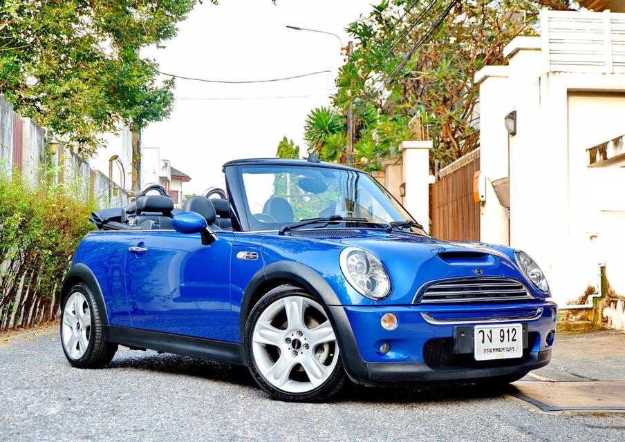 Mini Cooper S convertible ปี 2005 ไมล์ 25,000 km.