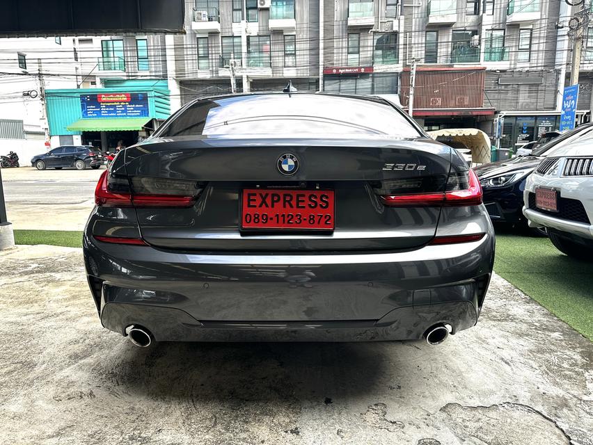 BMW 330e Plug-in Hybrid M Sport ปี2021 รถมือเดียว