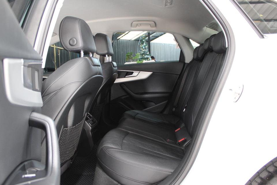 รหัสรถ JRS4994 Audi A4 40 TFSI 2017 มือเดียวสวยๆ 11