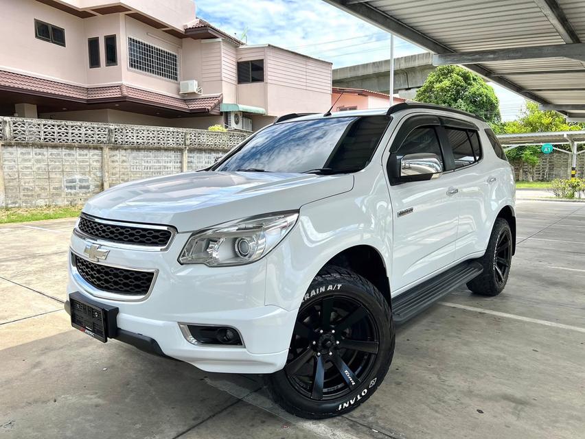 Chevrolet Trailblazer 2.8 LTZ ปี 2015 สีขาวเดิมๆ