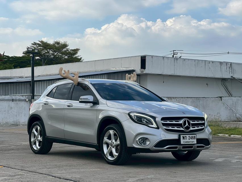 รหัสรถ NCT144 📌Mercedes Benz GLA200 1.6 Urban Facelift 2018 20