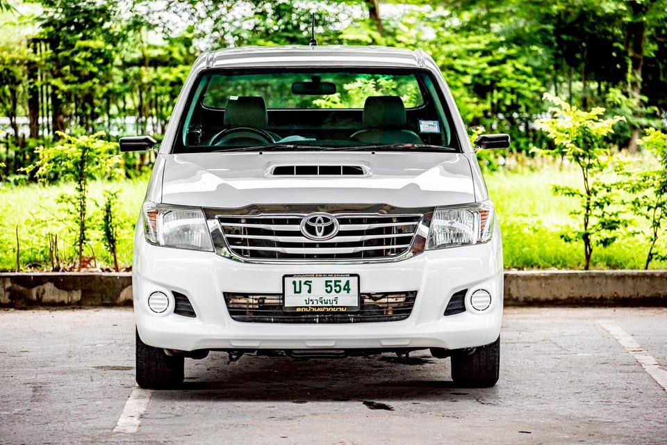 Toyota Vigo Champ SmartCab 2.5E ดีเซล เกียร์ธรรมดา ปี 2014 สีขาว