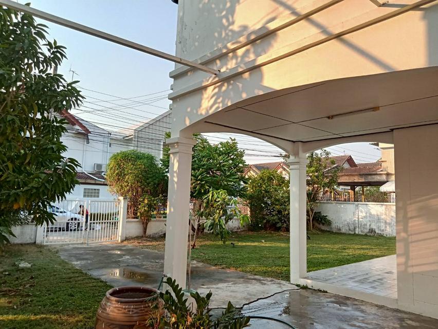 ขายบ้าน 3 หลัง(76 & 77 & 110ตร.วา)รวมทั้งสิ้น 263 ตร.วา(ซื้อแยก หรือ รวมทุกหลังก็ได้ แต่ซื้อ3 หลังราคาลดพิเศษ) ย่านสำโรง ซ.ด่านสำโรง 62 หมู่บ้านกัญญา3 19