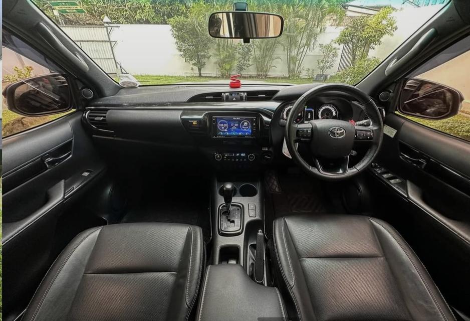 Toyota revo Rocco 4wd 2.8 ปี2019 7