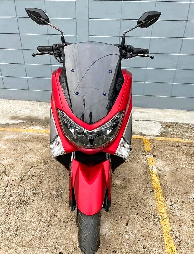 Yamaha Nmax สีแดง