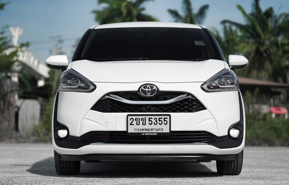 ขาย Toyota Sienta 1.5V ตัวท็อป ปี 2021  4