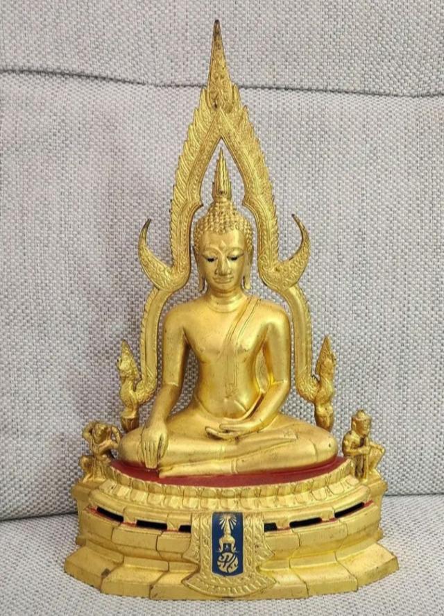 พระบูชา 6 นิ้ว