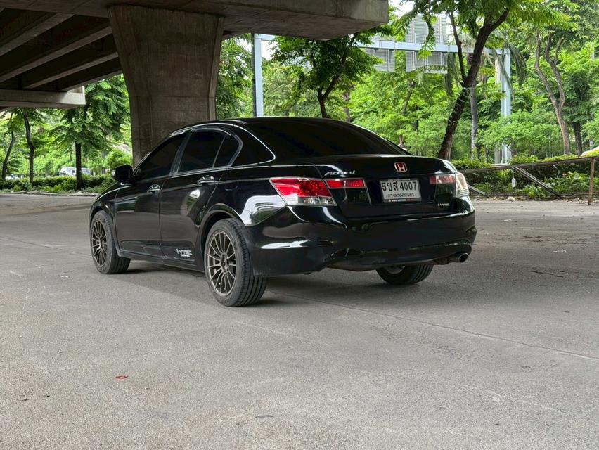 Honda Accord 2.4 Year 2008 6