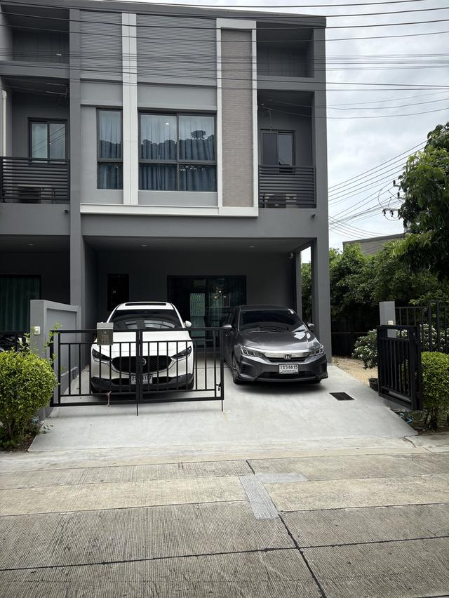 ทาวน์โฮม 2 ชั้น 1