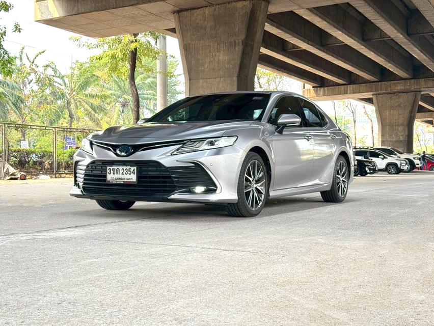 ขายรถ Toyota Camry 2.5 Hybrid ปี 2022 สีเทา เกียร์ออโต้ รูปที่ 3