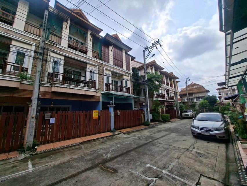 ขายบ้าน 3 ชั้น หมู่บ้านนนทรีเพลส บางไผ่ เมืองนนทบุรี 3