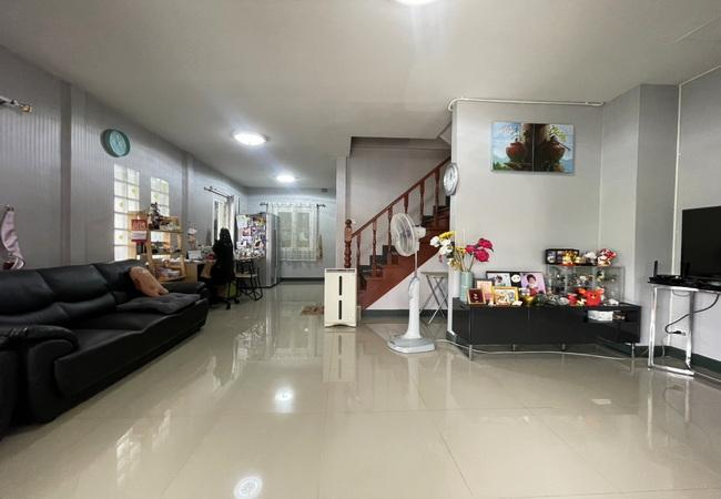 ขายทาวน์เฮ้าส์ หมู่บ้านซื่อตรง รังสิตคลอง 3 ถนนรังสิต-นครนายก ธัญบุรี ปทุมธานี 4