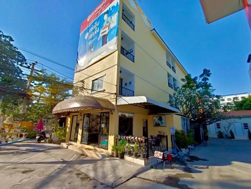 ขายอพาร์ทเมนท์ 280 ตร.ว. ติดถนนสังคมสงเคราะห์ 32 ใกล้โรงพยาบาลเปาโล โชคชัย 4 3
