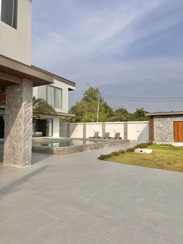 Luxury Pool Villa for Sale in Pattaya- Huai Yai  7