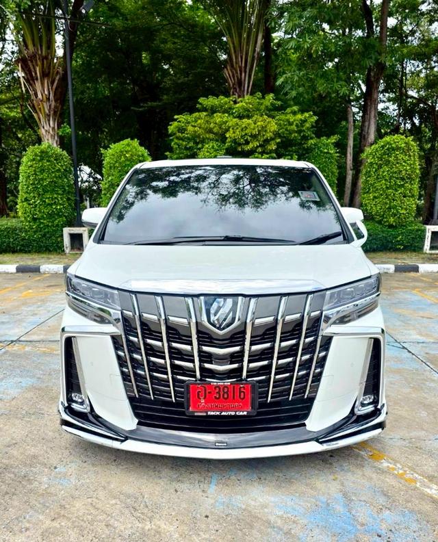 Toyota ALPHARD 2.5SC PACKAGE สีขาว ปี 2023 ไมล์ 34,000 กม.