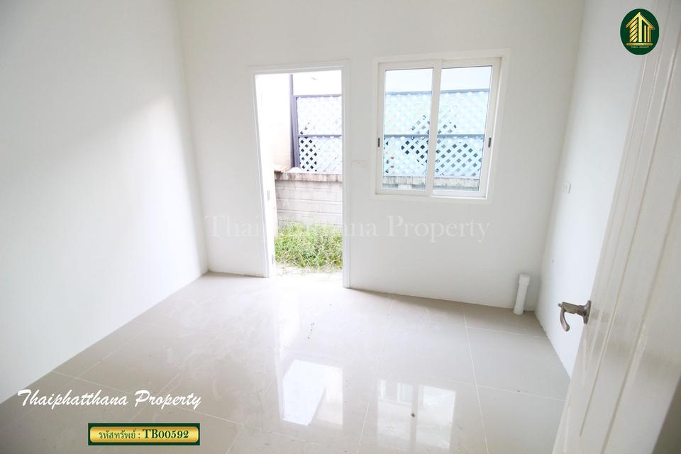 โกลเด้น นีโอ บางนา-กิ่งแก้ว 5