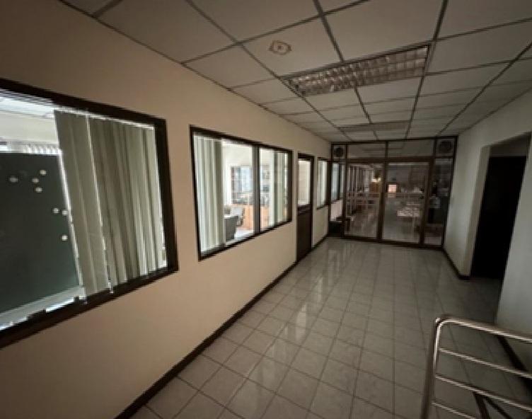 ให้เช่าโกดัง / โรงงาน อาคารสำนักงาน ซอยลาซาล 49 บางนา ทำเลดีใจกลางเมือง พื้นที่ดิน 6 ไร่ กับ 327 ตารางวา / พื้นที่อาคาร+โกดัง 7,700 ตารางเมตร  11