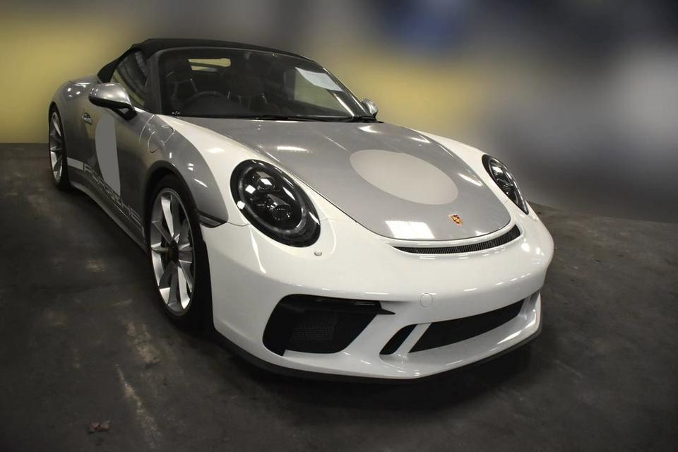New Porsche 911 Speedster (MT)