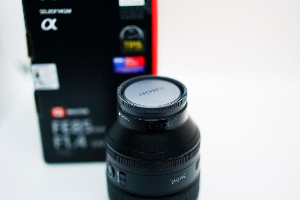 เลนส์ sony 85 f 1.4 GM สภาพ 90 % 4