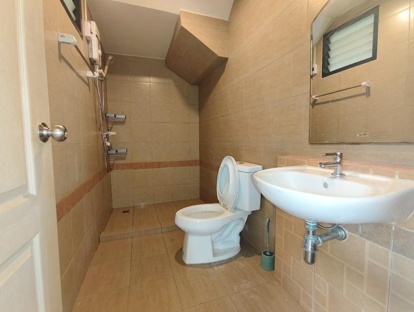 บ้านเดอะพาลาซเซตโต้ คลอง 3 คลองหลวง ถนนคลองหลวง ต.คลองสาม อ.คลองหลวง จ.ปทุมธานี 16