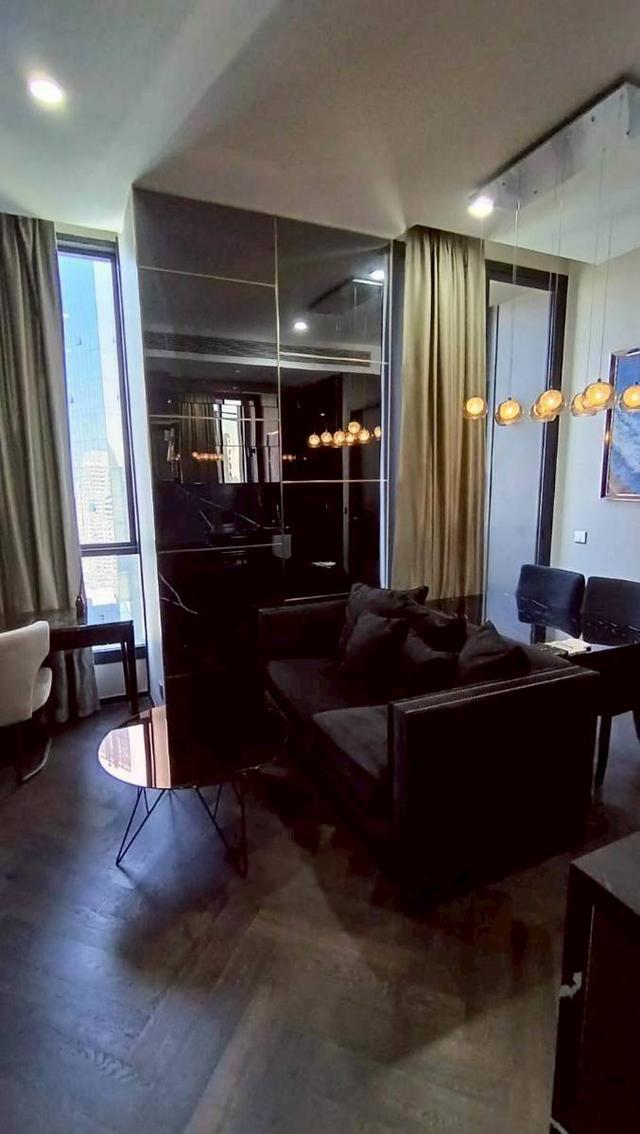 The Esse Sukhumwit 36  43 sqms 1 bedroom 1​ bathroom​  24th floor  Sale 15,900,000 baht Rent 50,000/month Line ID : kingrice79 14