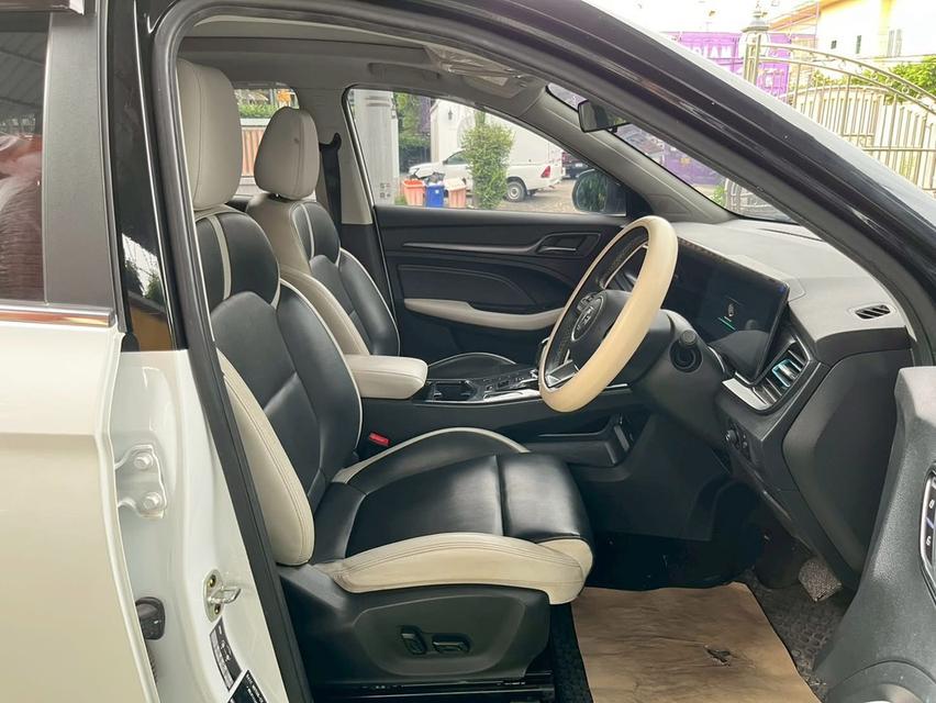 รถMG VS TOP 1.5 X SUNROOF AUTO ปี 2023 SUV  จุดเด่นไมล์แท้ 52,xxx โล ~เครื่องยนต์เบนซิน 1.5 Hybrid ประหยัดสุดคุ้ม   12