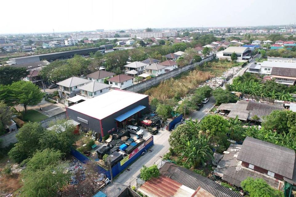 ขายโรงงาน/โกดังพร้อมออฟฟิศ ขนาด 900 ตร.ม. ซอยรามอินทรา 109 (ถนนพระยาสุเรนทร์) พระยาสุเรนทร์ 30 แยก 9 (เจ้าของขายเอง) 15