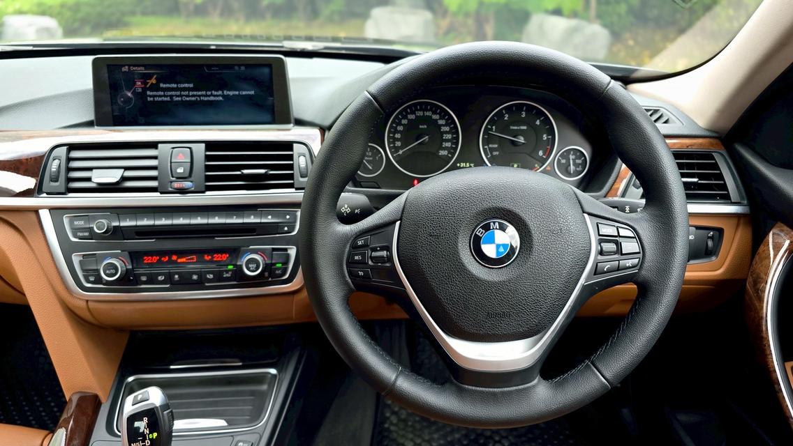 รหัสรถ WB36  Bmw 320d Msport look ปี 2013  12