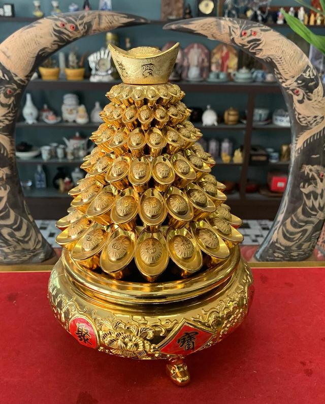 ถาดทองคำ 3