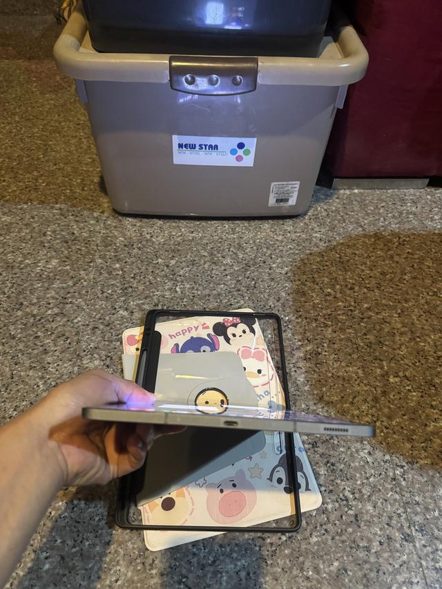 ขายๆๆSamsungTabS9FEPlus5GสีGray128กิ๊กLTEใส่ซิมได้สูนTrueสภาพสวยการใช้งานดีเยี่ยมทุกๆฟังชั่นเครื่องรีสโตได้ตลอดไม่มีติดแอคเค้าใดๆคับ ( จอขาวจั๊วไม่มีเ 4