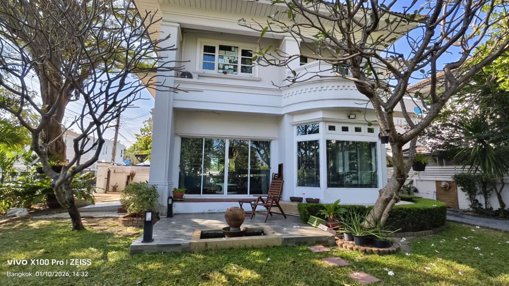 ขายบ้านเดี่ยว หมู่บ้านเพอร์เฟคเพลส รามคำแหง โซนโคโลเนี่ยล 2 ชั้น หลังมุม 3 ห้องนอน 3 ห้องน้ำ 200 ตร.ม 2