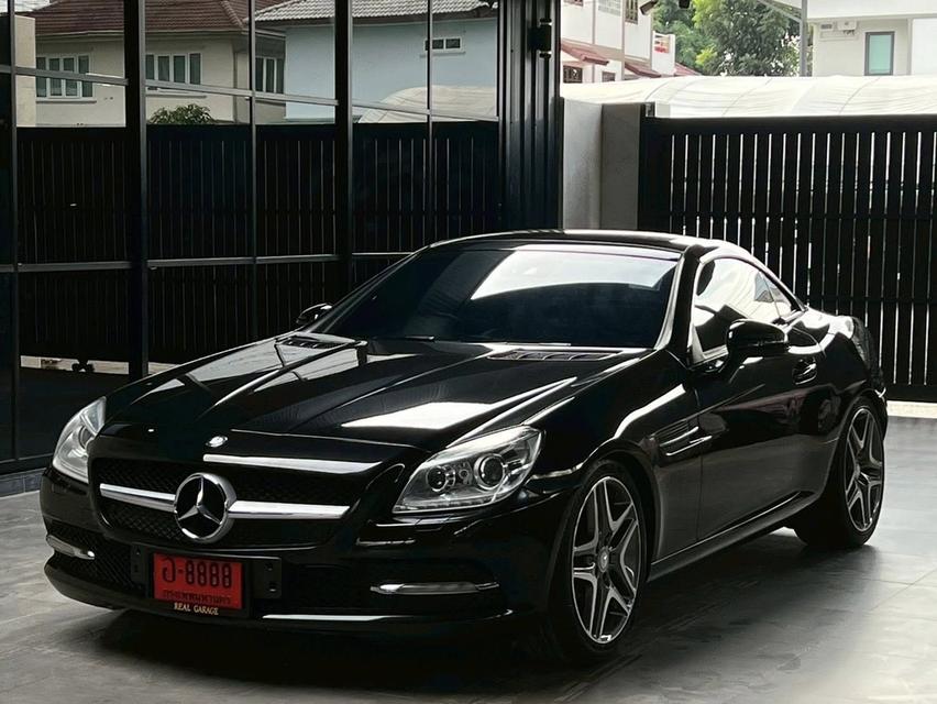 Mercedes-Benz SLK200 AMG Sports BlueEFFICIENCY Convertible
