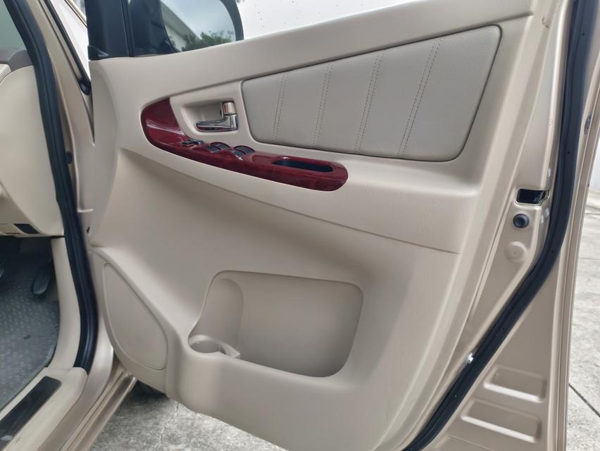 TOYOTA INNOVA 2.0V ท็อปสุด รถมือเดียว รูปที่ 11