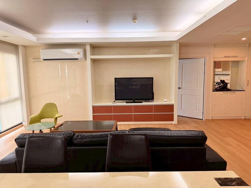 Noble Reflex Phaholyothin 4