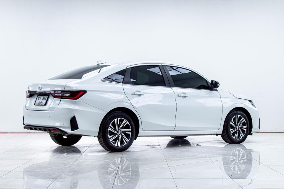 TOYOTA YARIS ATIV 1.2 PREMIUM LUXURY 2023