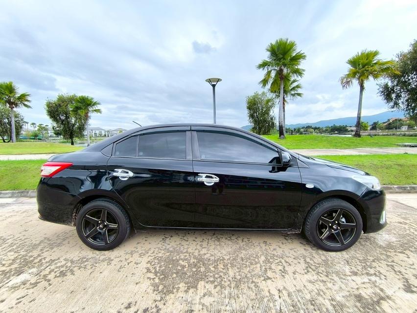 2013 Toyota vios 1.5 j ดาวน์ต่ำ