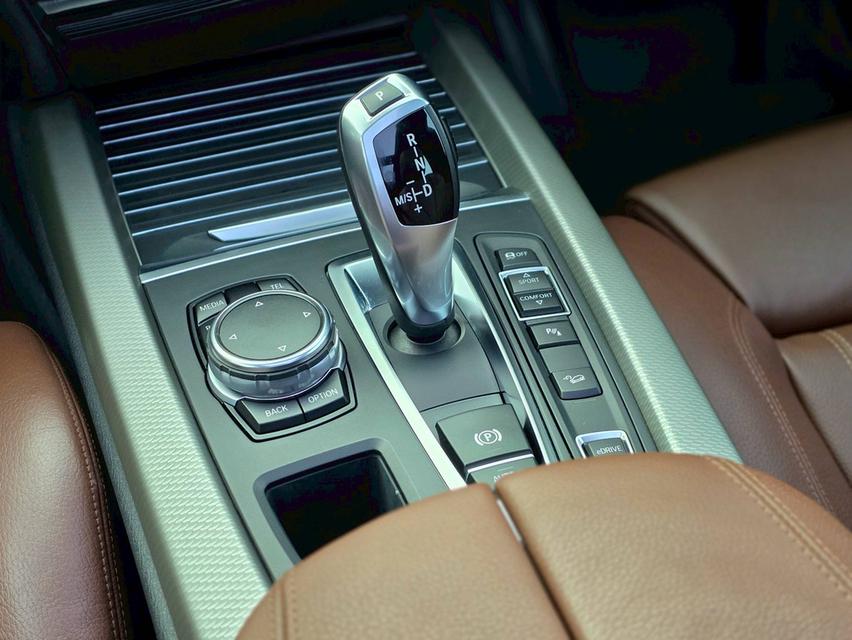 รหัสรถ NC1133 📍 BMW✳️ X5 xDrive40e M Sport [F15] รูปที่ 15