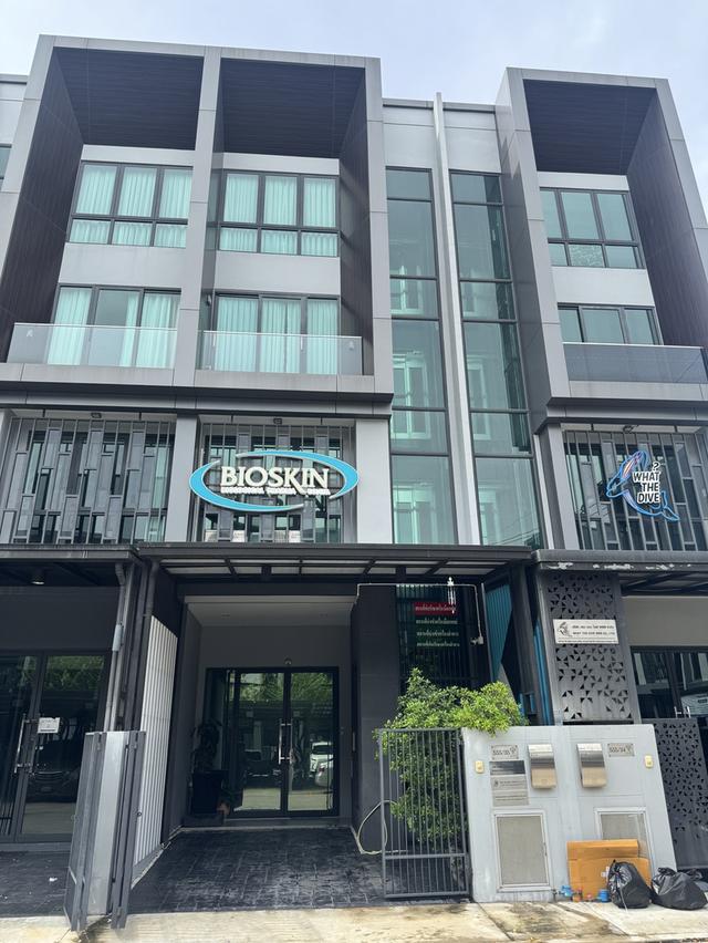 👩🏻‍💼👨🏻‍💼ขาย> โฮมออฟฟิศ 4 ชั้น ลิฟต์แก้วส่วนตัว สรงประภา ดอนเมือง (พร้อมเฟอร์นิเจอร์บิ้วอิน พร้อมเข้าอยู่ ไม่ต้องรีโนเวทเพิ่ม พร้อมใช้งานทันที❗️) 1