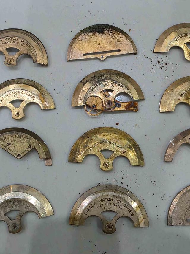 A.อะไหล่ จานเหวี่ยง นาฬิกา OMEGA โอเมก้า WATCH PARTS เหมาๆ ยก ทั้งหมด ของเก่าเก็บ สวยหายาก รุ่นเก่า ขายตามสภาพ พร้อมส่ง รูปที่ 3