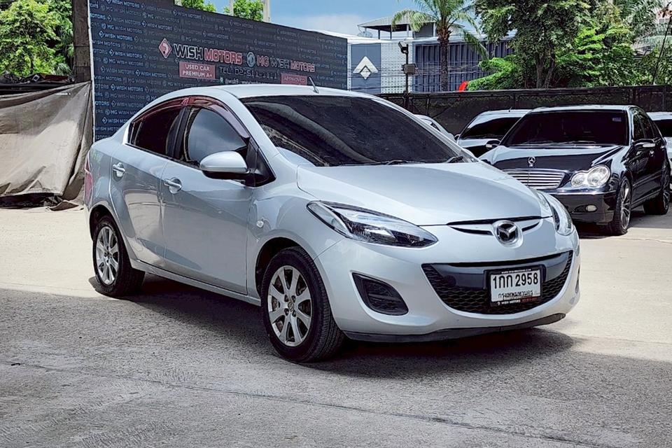 Mazda 2 Elegance 1.5 Sedan AT ปี 2012 รถสวยมือเดียว
