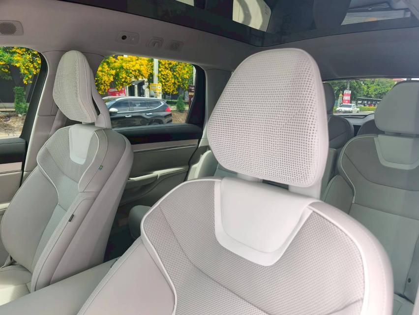 รหัสรถ KPV2037 2025 Volvo EX90 Ultra Twin Performance Top  10