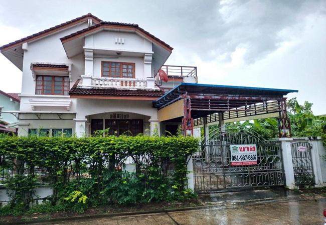 ขายบ้านเดี่ยว หมู่บ้านเบญจรงค์ รามคำแหง 178 เนื้อที่ 75 ตร.ว. 2 ชั้น 5 นอน 5 น้ำ 1